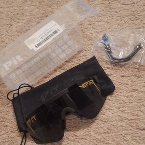 Pit Viper Black and Gold VR Glasses with Accessories